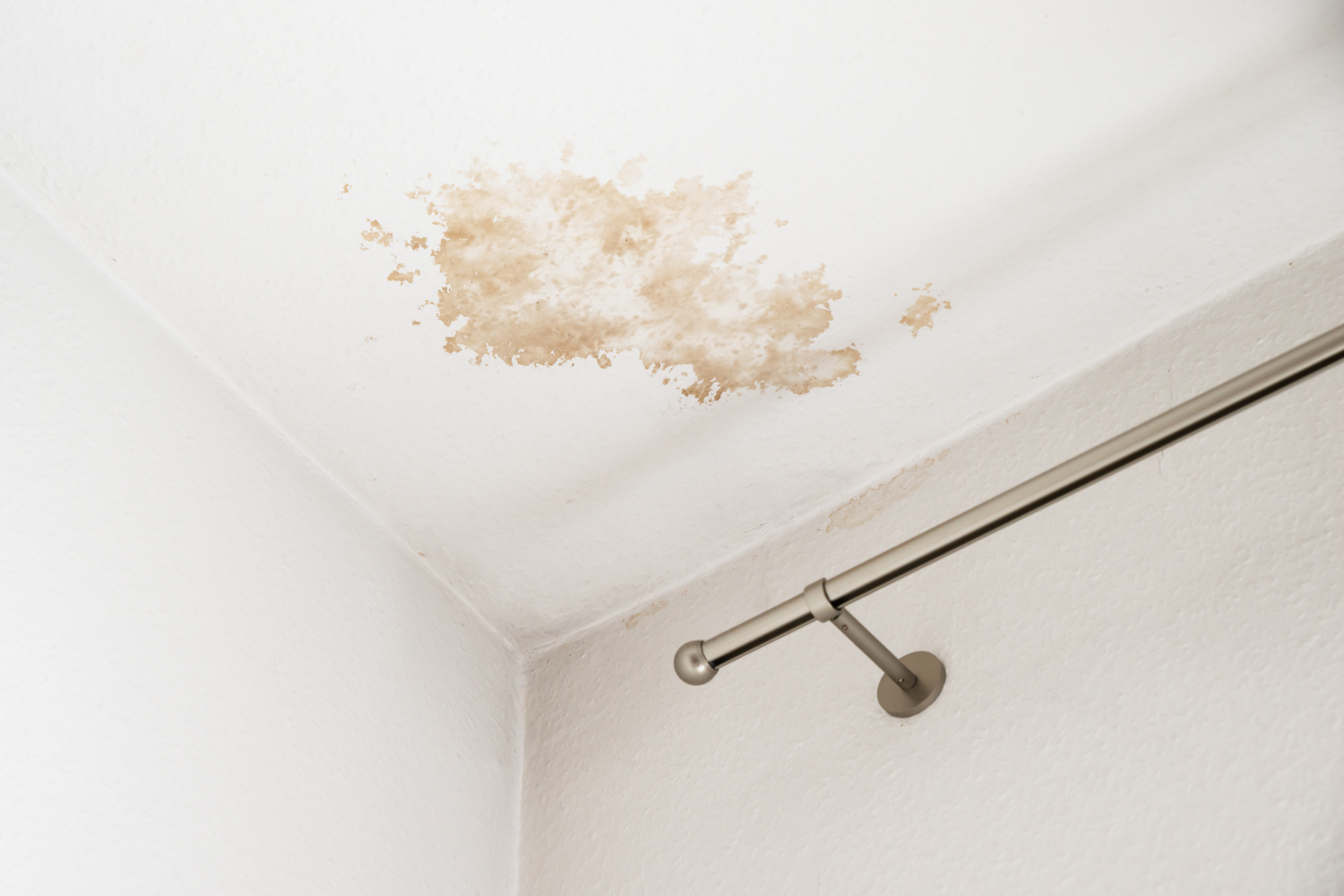 Escape Of Water (EOW) Assessments Home Household Water Damage (11)